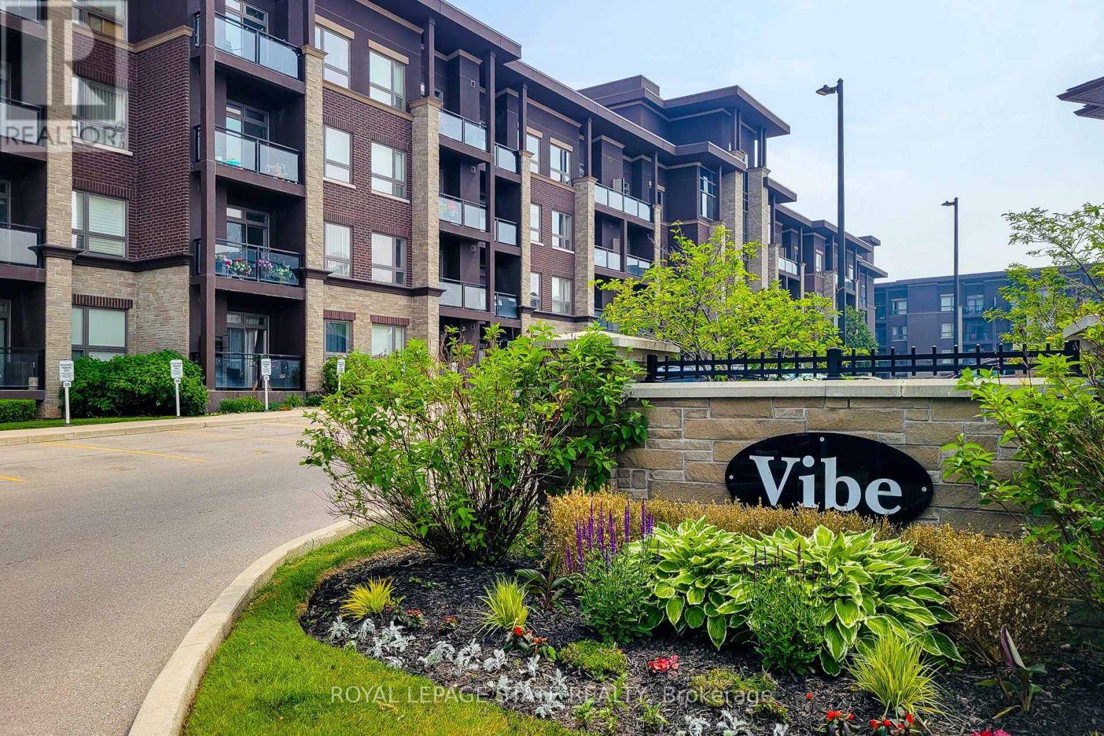 Burlington (uptown), ON L7L0H6,5010 Corporate DR #320