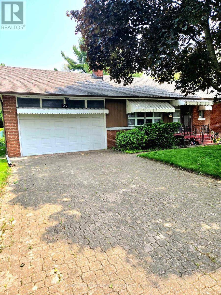 Toronto (stonegate-queensway), ON M8Z3P6,23 SEVENOAKS AVENUE