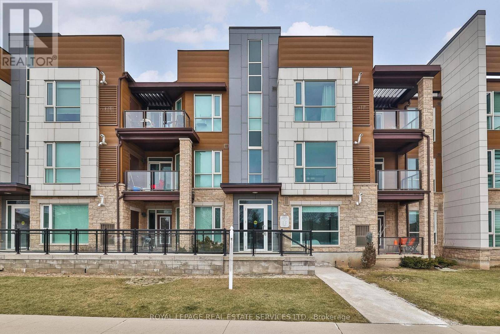 Oakville (wm Westmount), ON L6M1P5,2393 Bronte RD #103