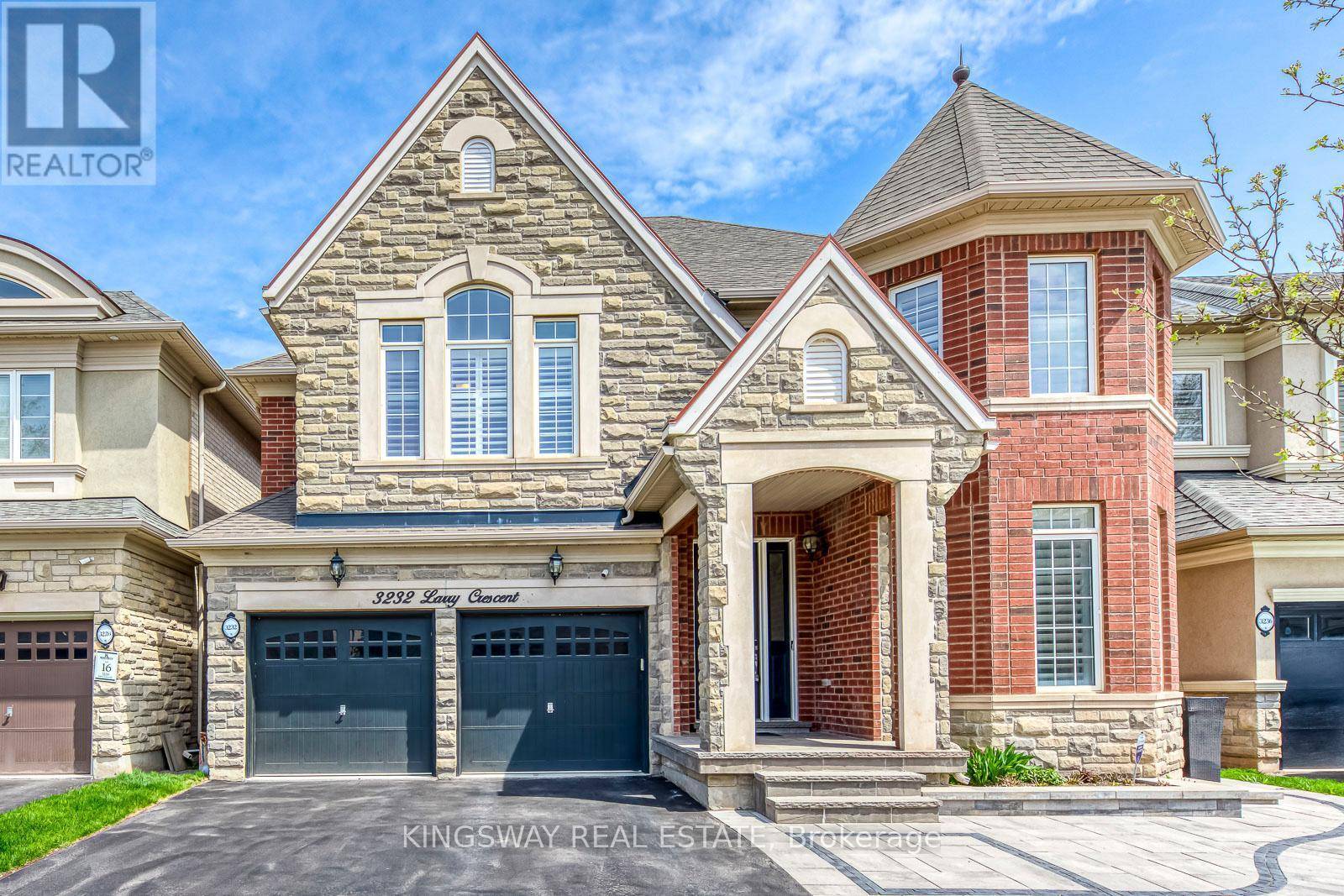 Oakville (go Glenorchy), ON L6M0T1,3232 LARRY CRESCENT