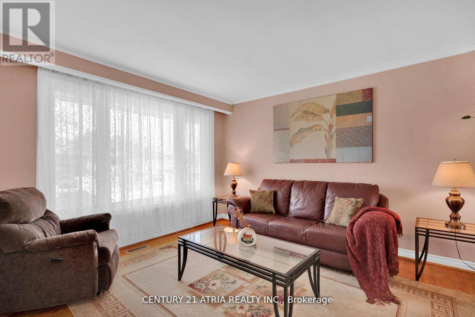 Mississauga (malton), ON L4T2G6,3813 BAYSWATER CRESCENT