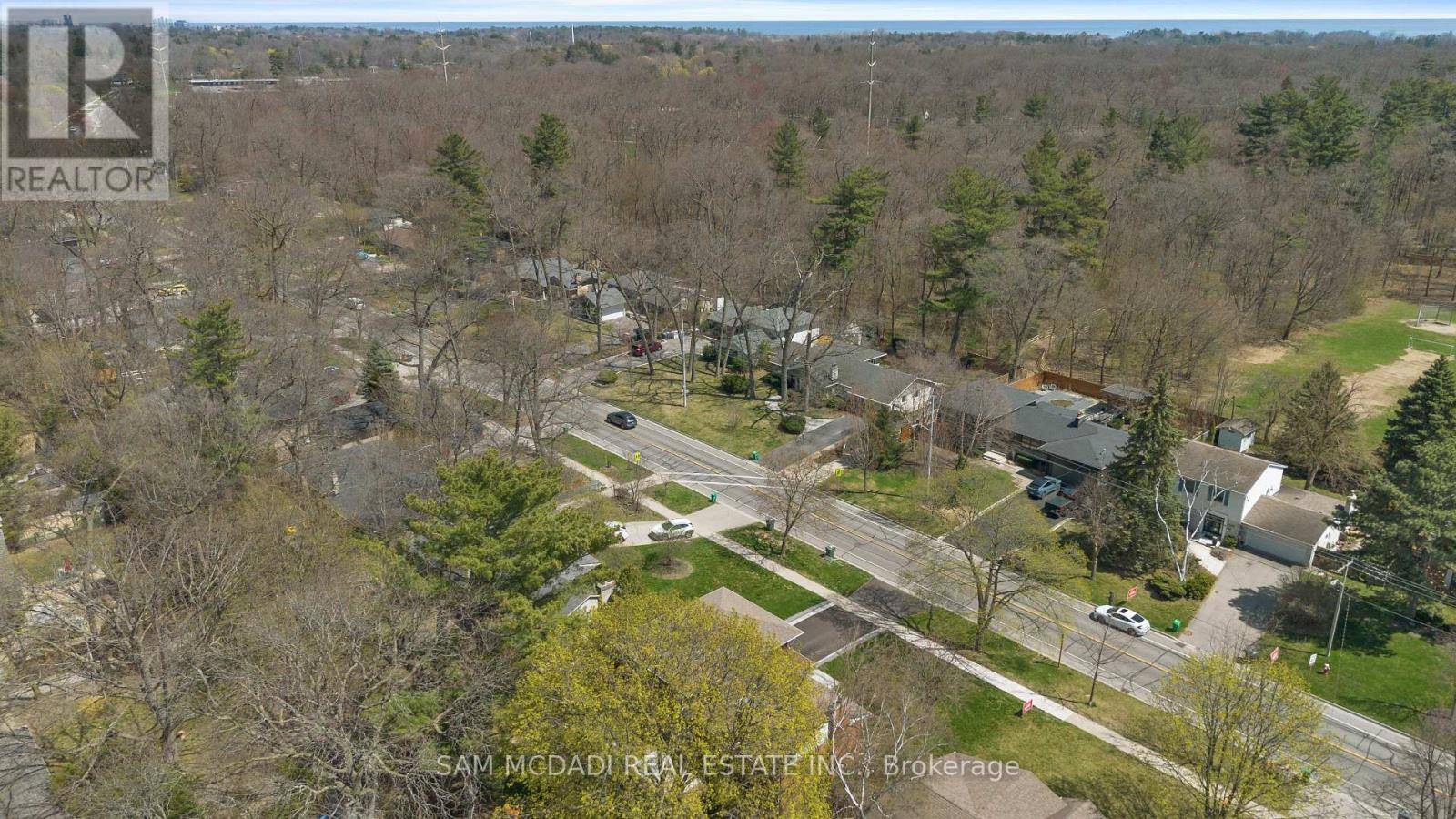 Mississauga (lorne Park), ON L5J1Z5,1639 TRUSCOTT DRIVE