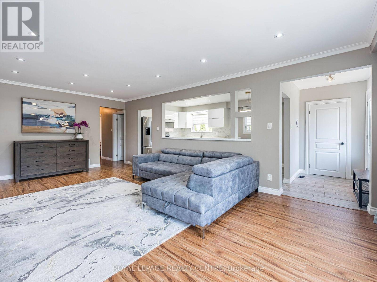 Mississauga (applewood), ON L4X2K4,3184 SUNNYHILL DRIVE
