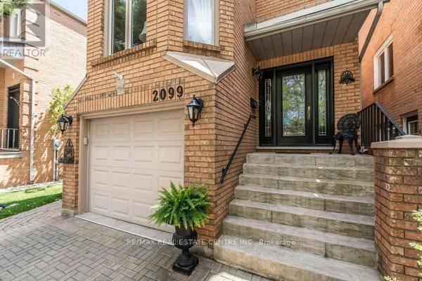 Oakville (ga Glen Abbey), ON L6M3A3,2099 BLACKSMITH LANE