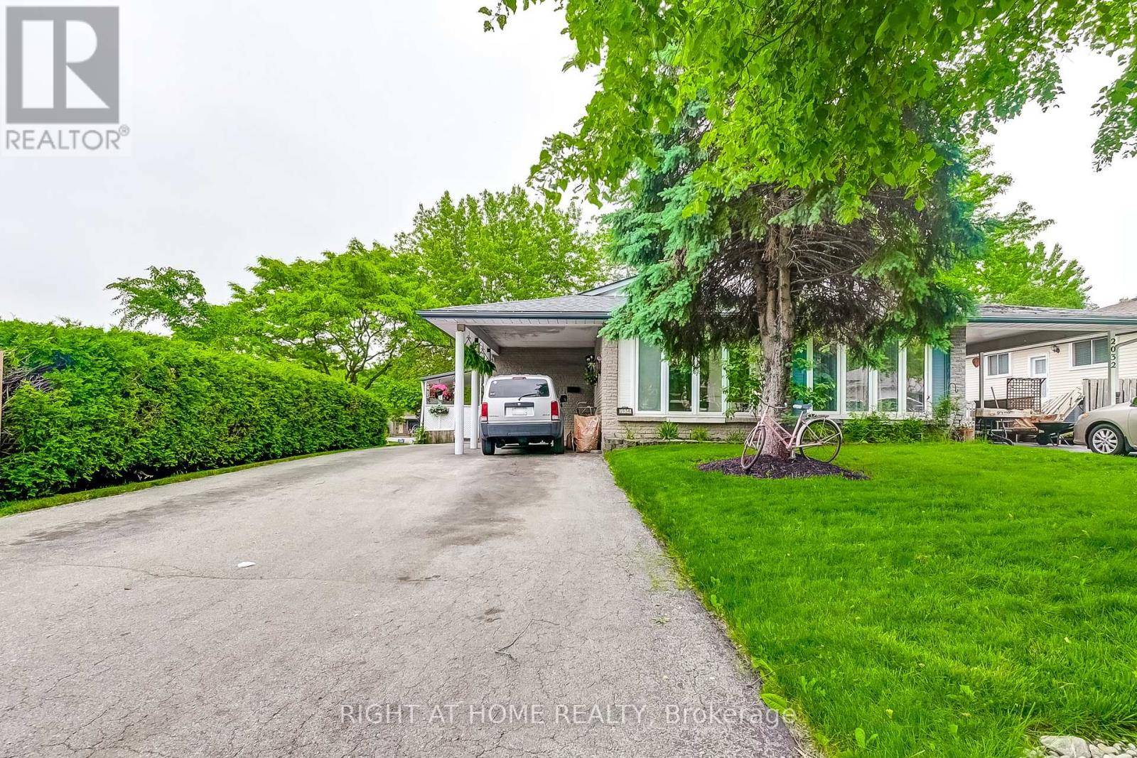 Burlington (brant Hills), ON L7P3S5,2034 CANNING COURT