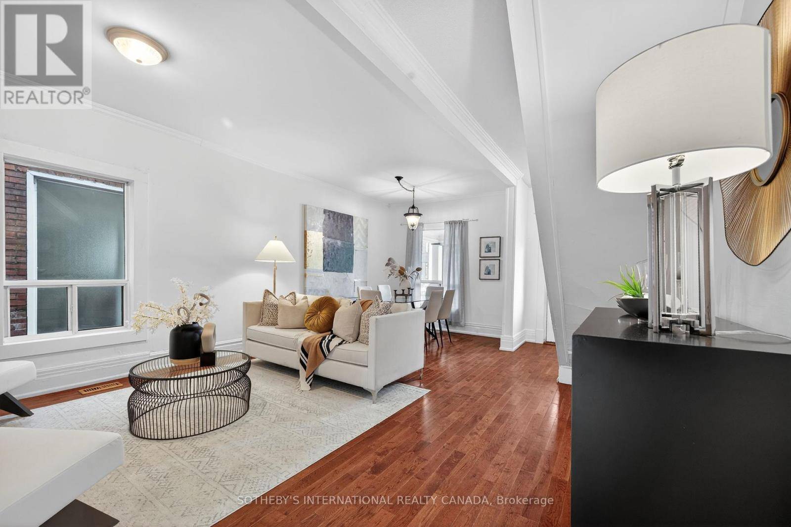 Toronto (runnymede-bloor West Village), ON M6S2M7,23 MORLAND ROAD