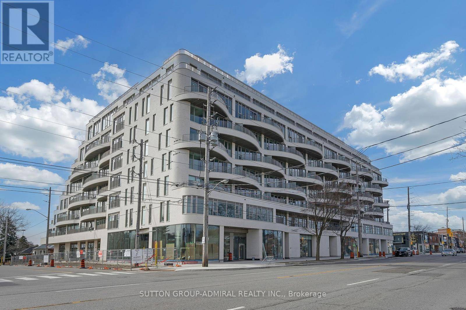 Toronto (stonegate-queensway), ON M8Y1L1,689 The Queensway #510