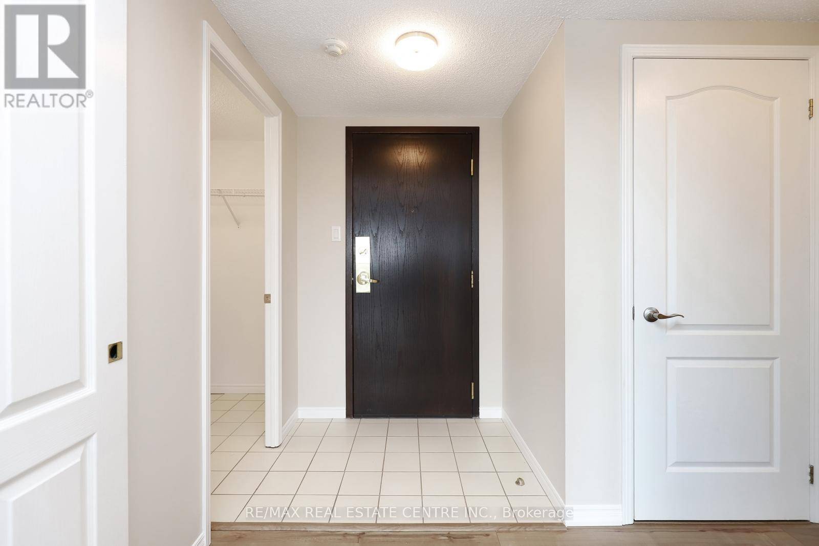 Milton (om Old Milton), ON L9T5E2,100 Millside DR #1201