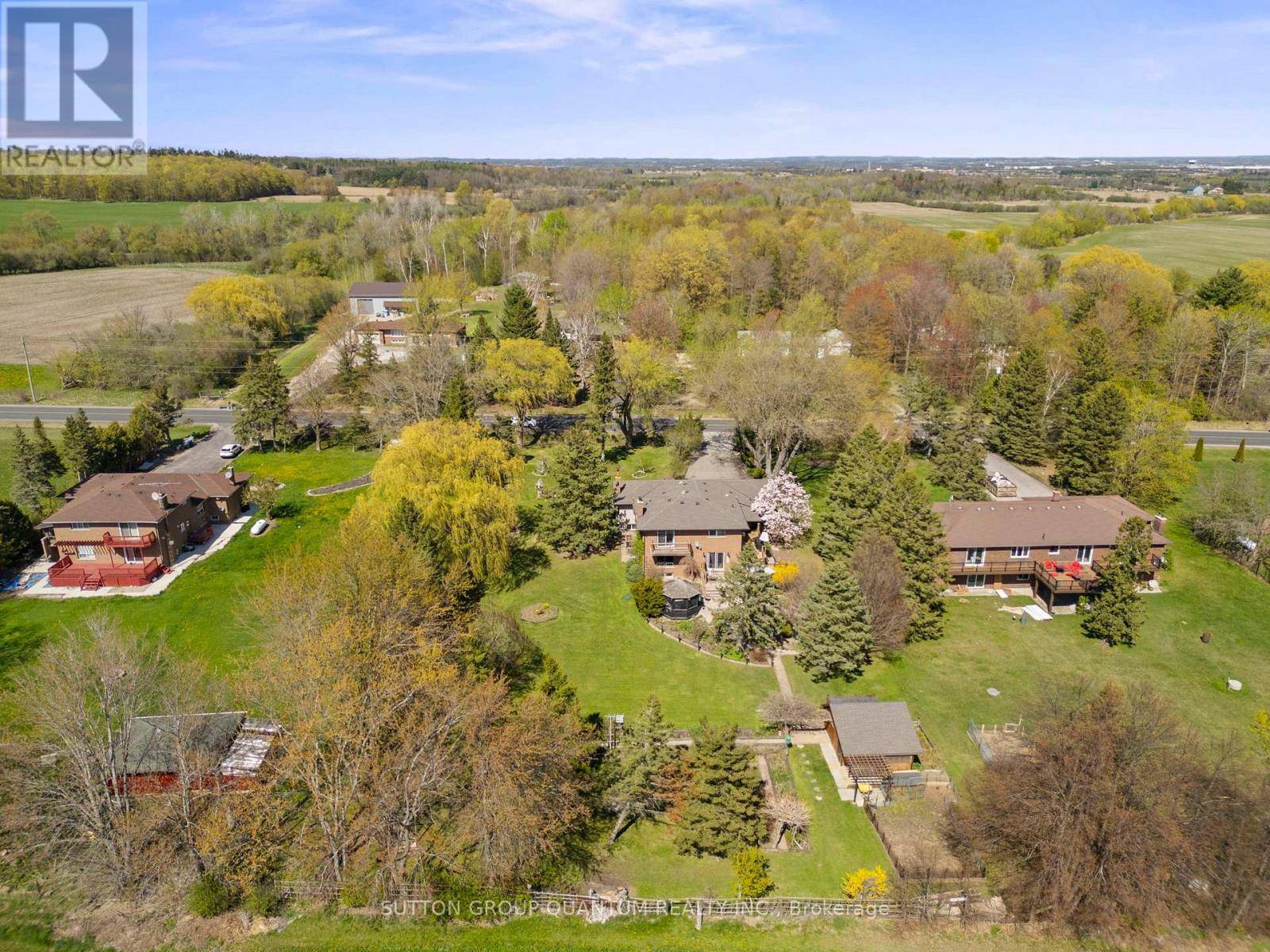 Caledon, ON L7C2Y7,14432 INNIS LAKE ROAD