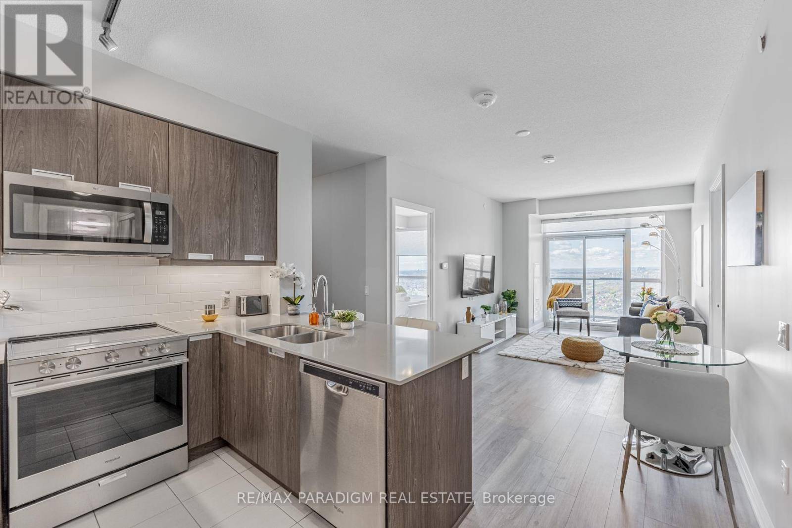 Mississauga (hurontario), ON L5R0G5,35 Watergarden DR #2615
