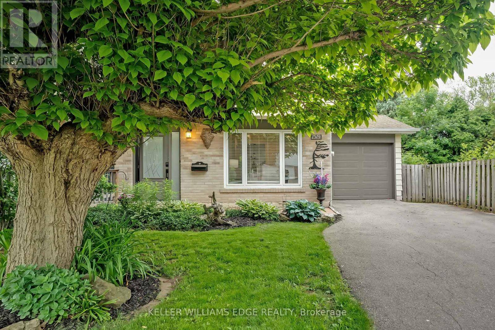 Burlington (palmer), ON L7M1P1,1519 NEWLANDS CRESCENT
