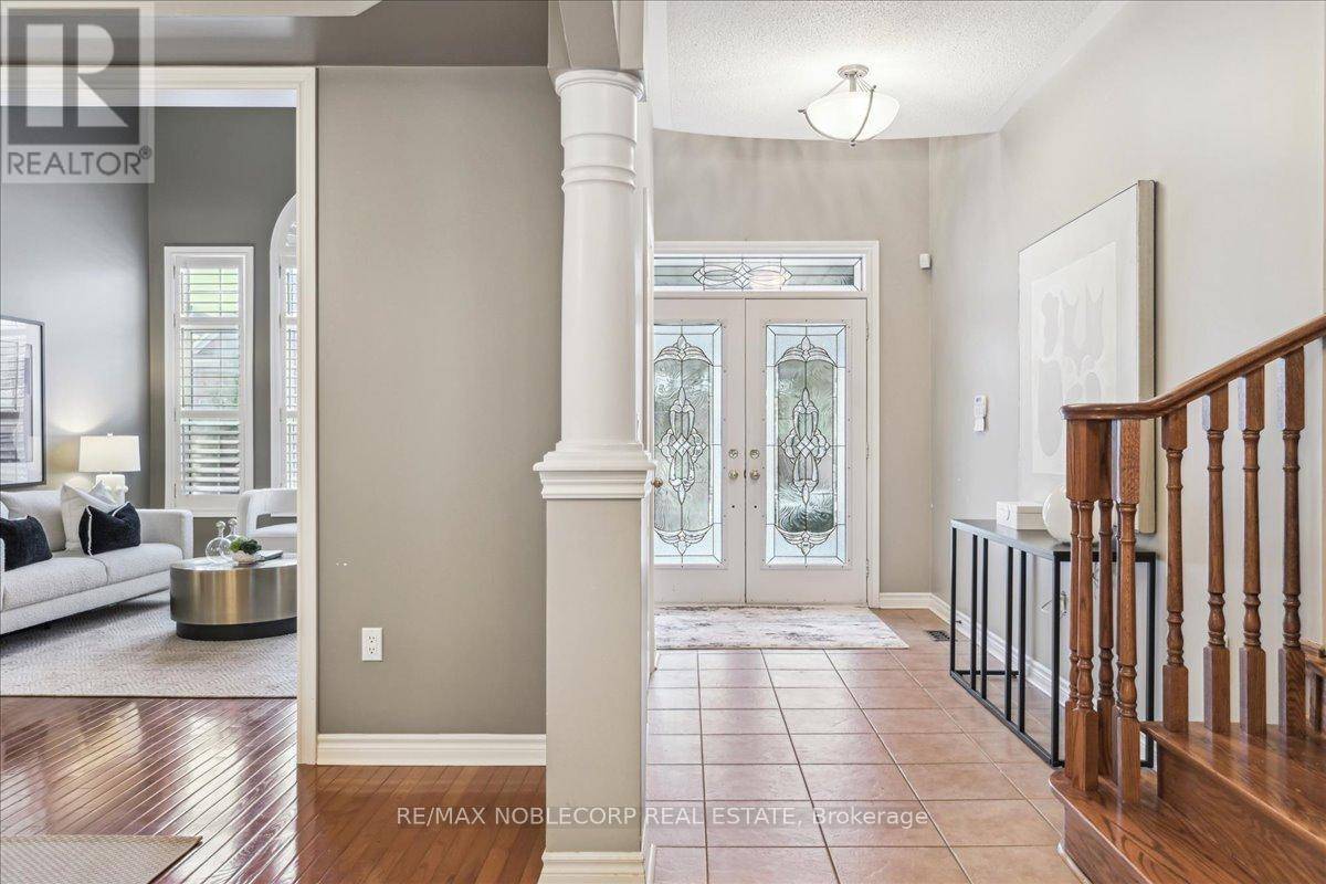 Brampton (vales Of Castlemore), ON L6P1X7,32 ARISTOCRAT ROAD