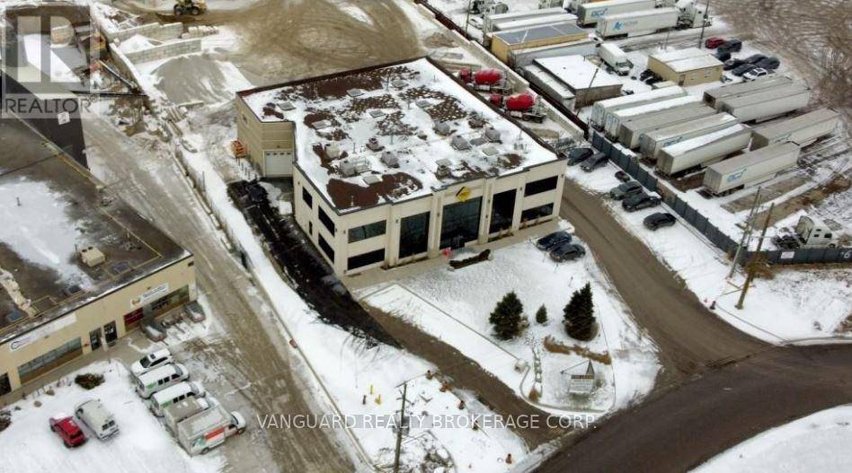 Brampton (highway 427), ON L6P0X4,8 Cadetta RD #1A