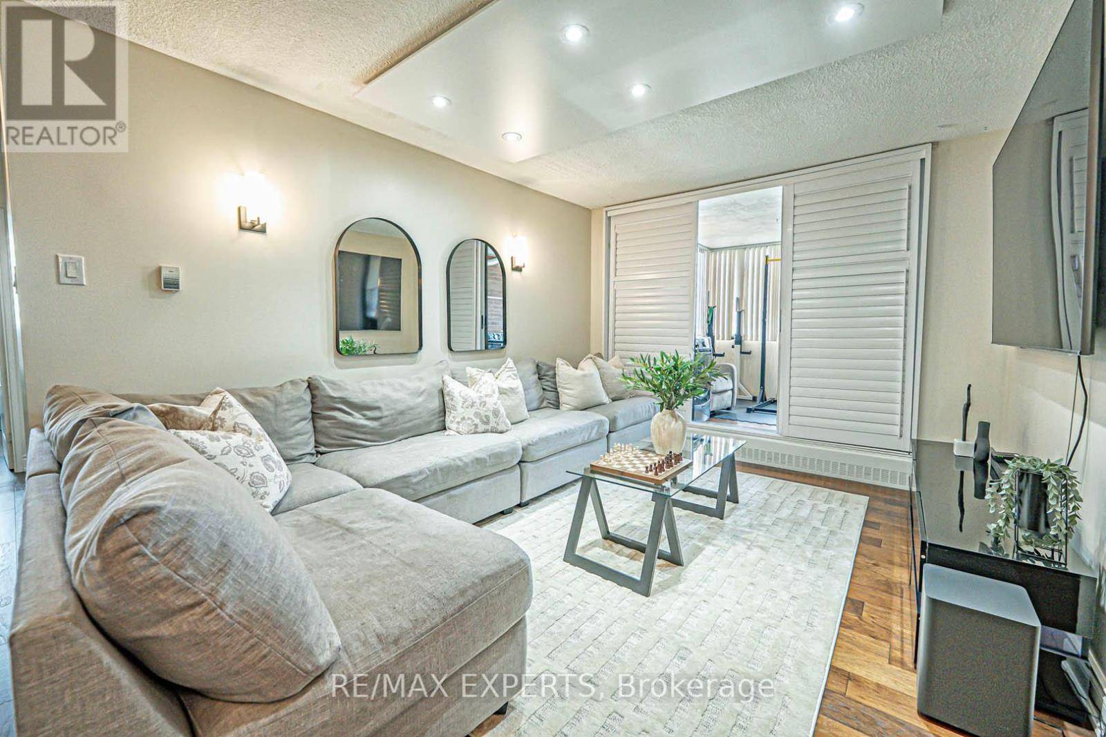 Mississauga (applewood), ON L4X1S3,1625 Bloor ST #924