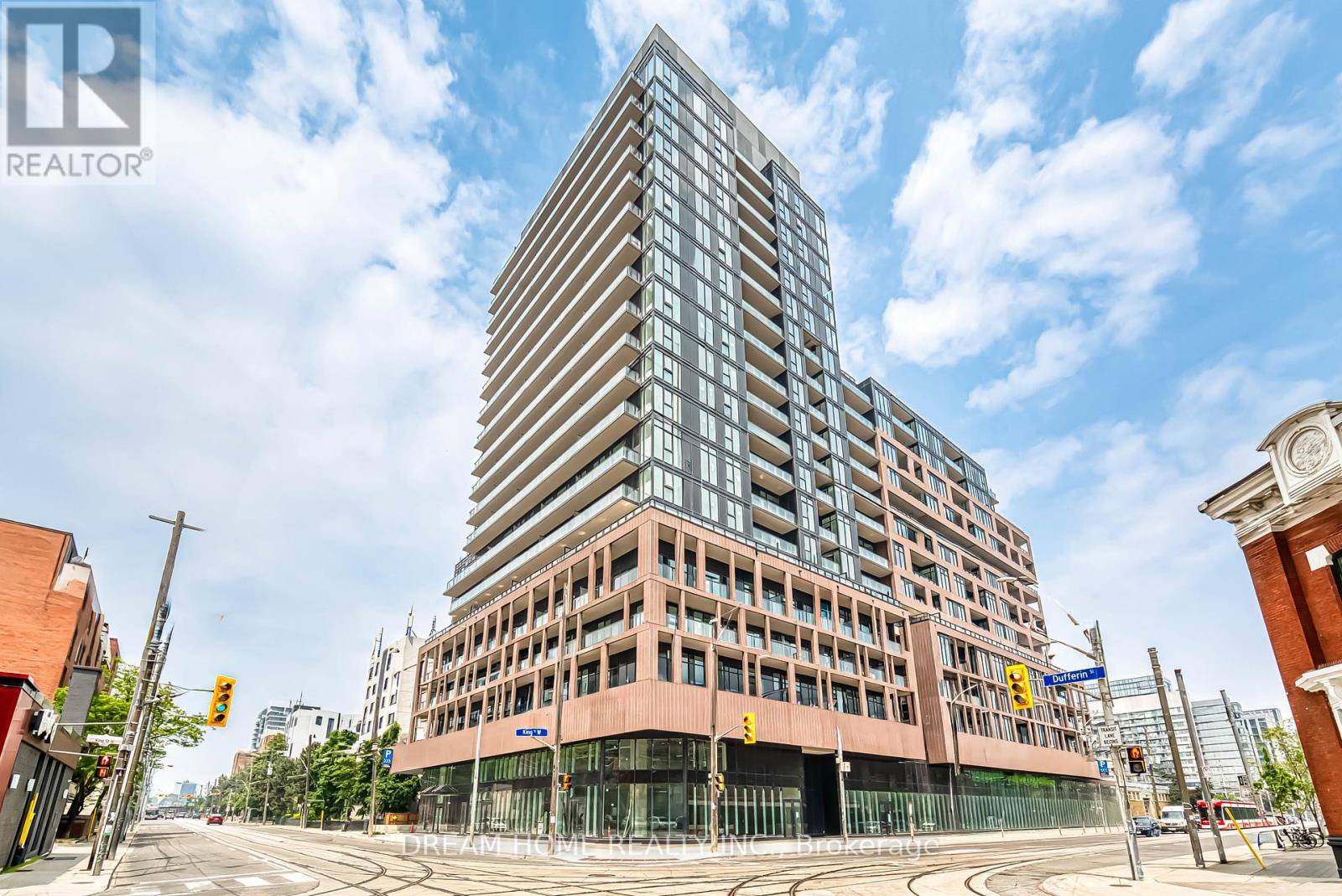Toronto (south Parkdale), ON M6K0J2,285 Dufferin ST #1002
