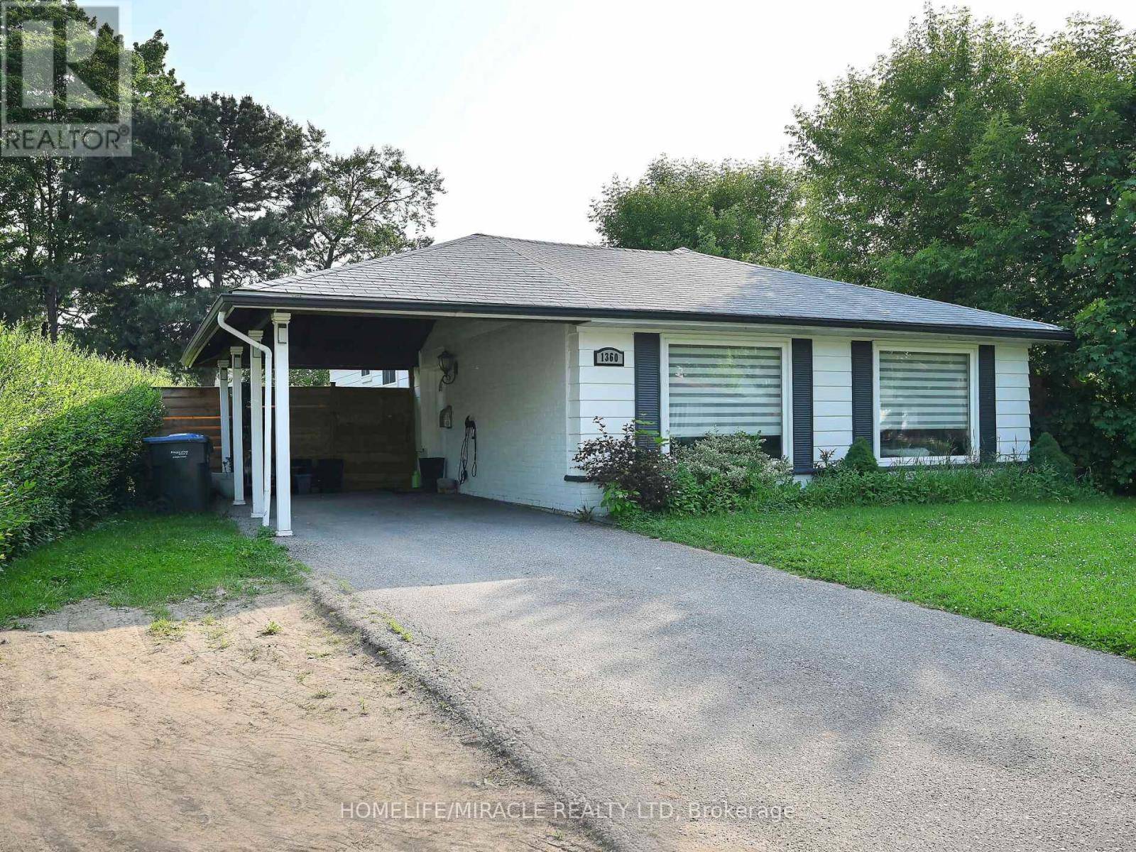 Mississauga (applewood), ON L4X1Z6,1360 GLEN RUTLEY CIRCLE