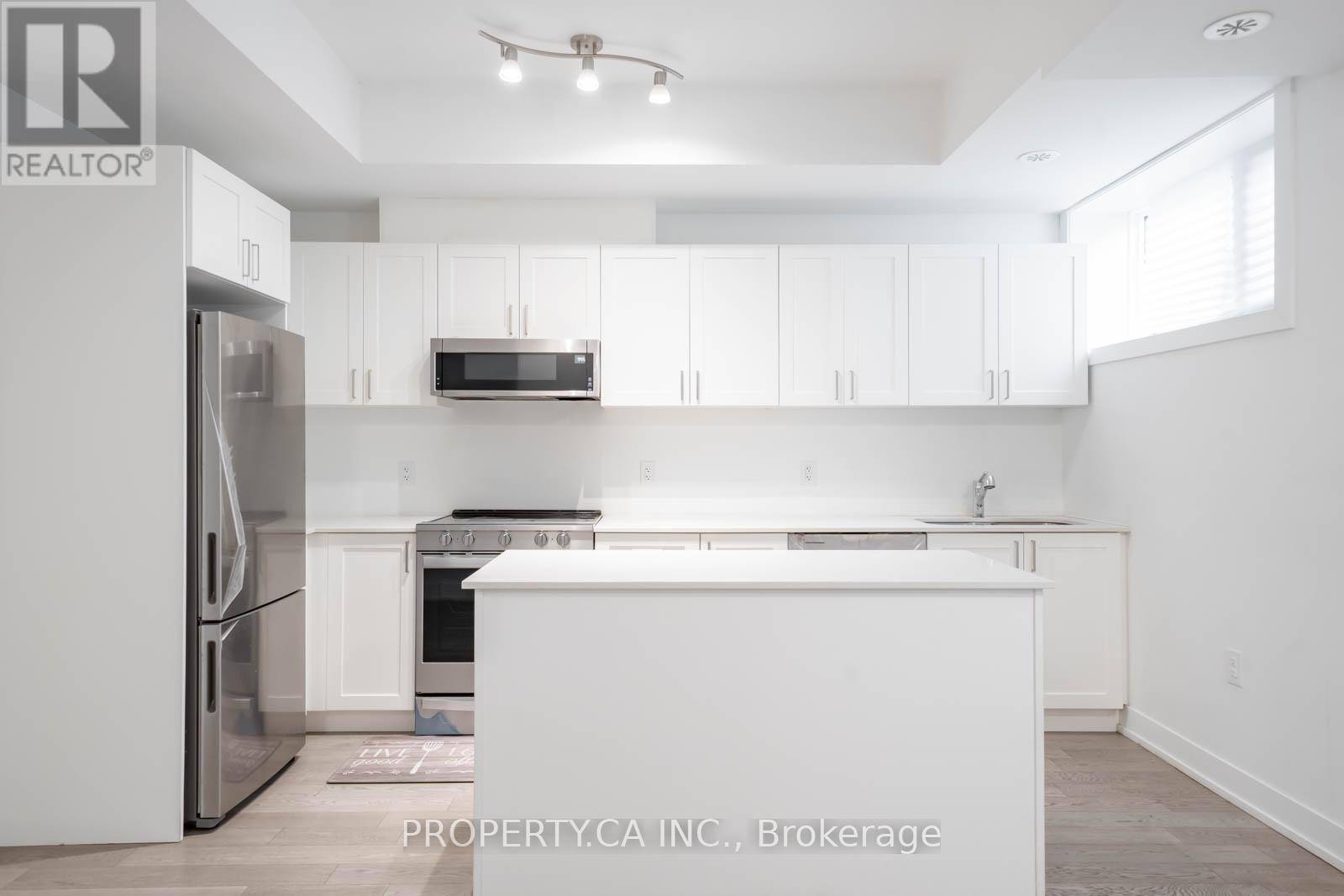 Mississauga (lakeview), ON L5G0C6,1115 Douglas McCurdy Common #103