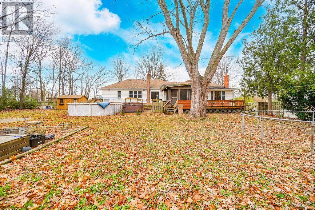 Oakville (oa Rural Oakville), ON L6M4H2,3364 BURNHAMTHORPE ROAD W