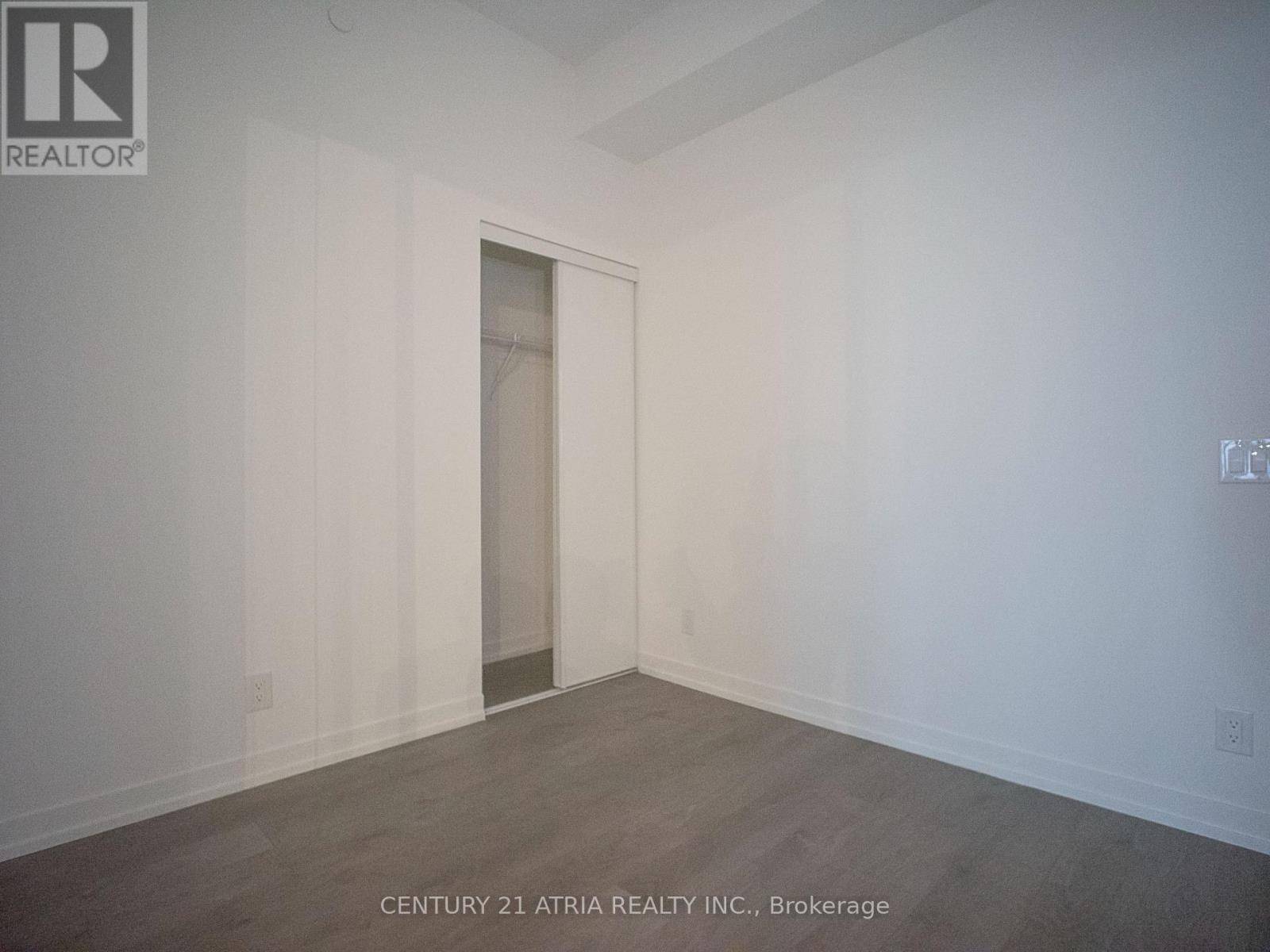 Toronto (south Parkdale), ON M6K0H8,270 Dufferin ST #Lph 15