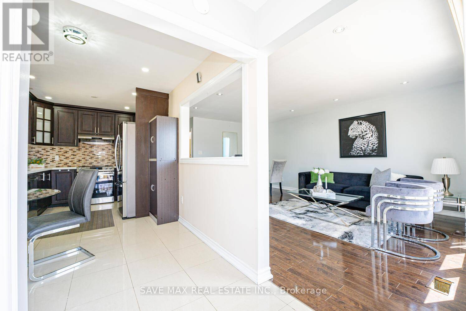 Brampton (northwood Park), ON L6X2L2,18 NORTHWOOD DRIVE