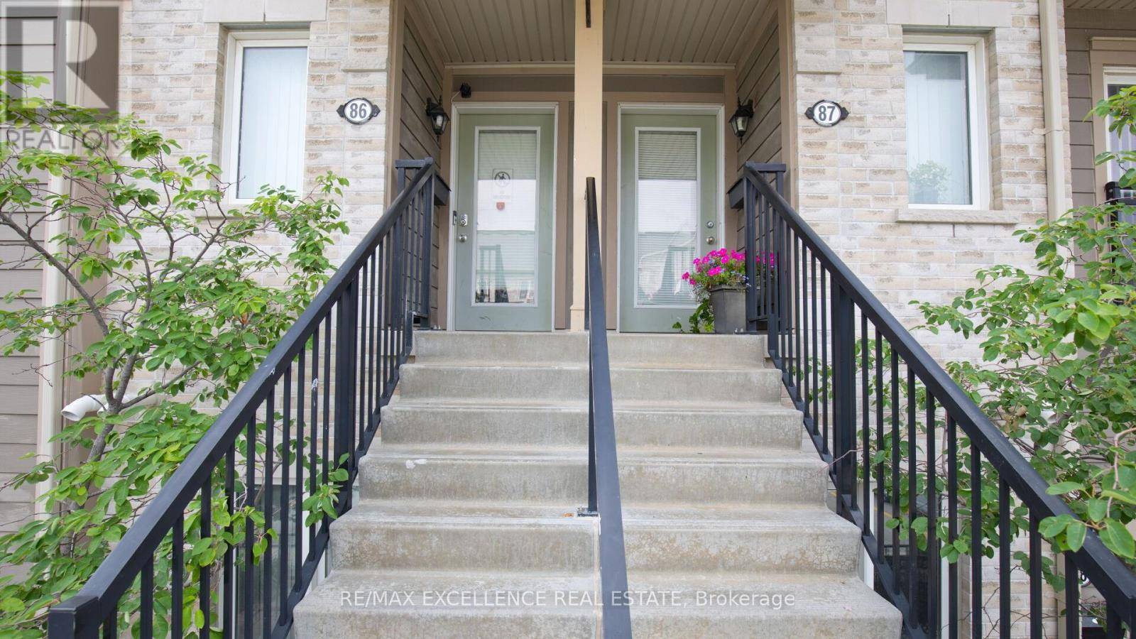 Brampton (sandringham-wellington), ON L6R0Y6,60 Fairwood CIR #86