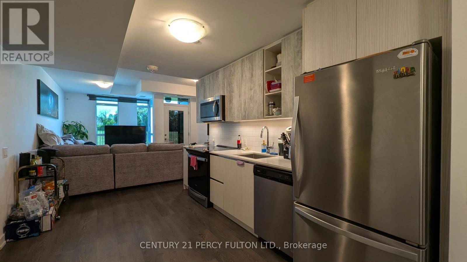 Toronto (mimico), ON M8Y0C7,251 Manitoba ST #128