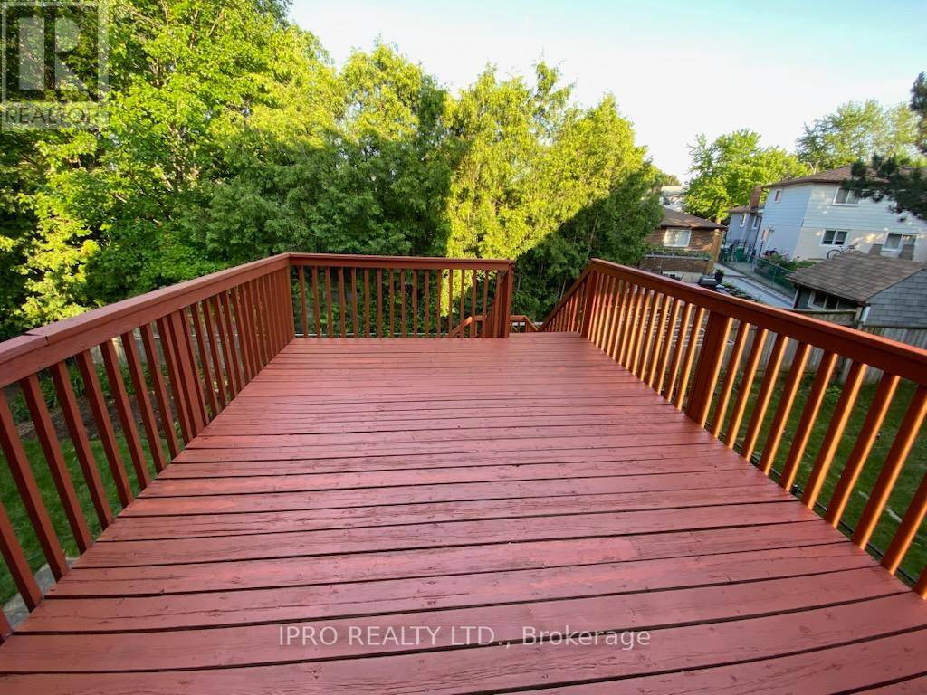 Mississauga (streetsville), ON L5M2N9,2288 MARZIPAN COURT