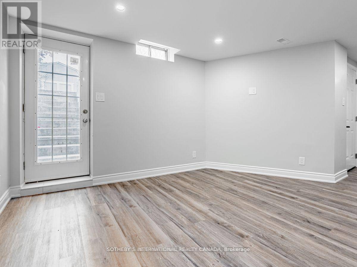 Mississauga (erin Mills), ON L5L4Z8,3412 MARMAC CRES #Basement
