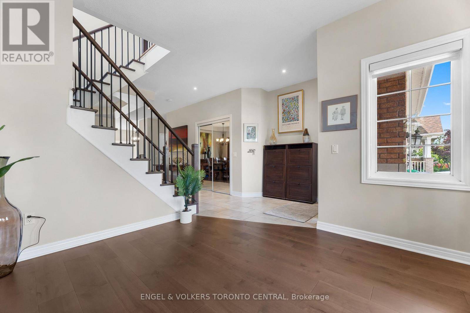 Mississauga (meadowvale Village), ON L5N8A2,1510 SAMUELSON CIRCLE