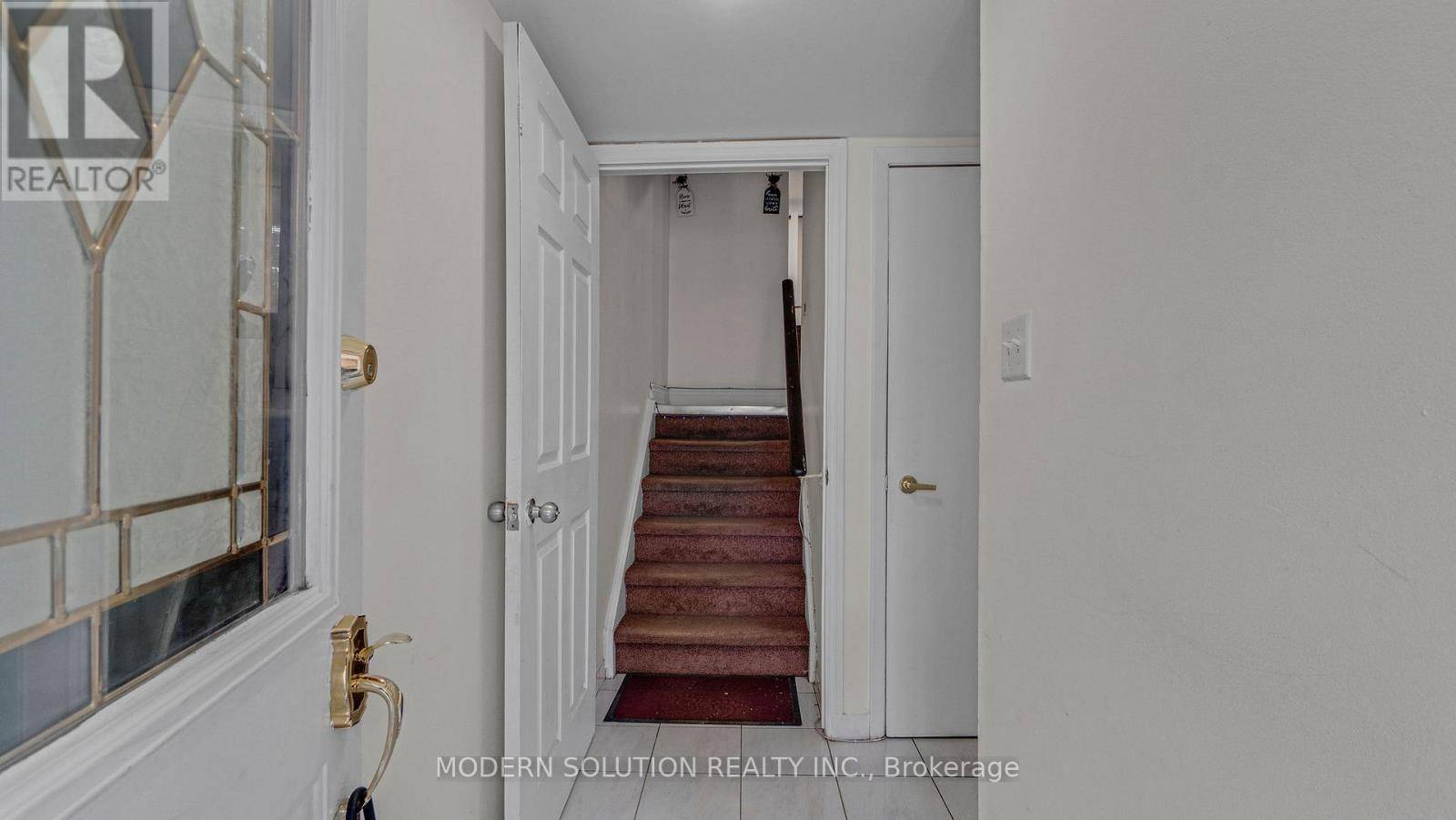 Toronto (mount Olive-silverstone-jamestown), ON M9V1B2,1559 Albion RD #41