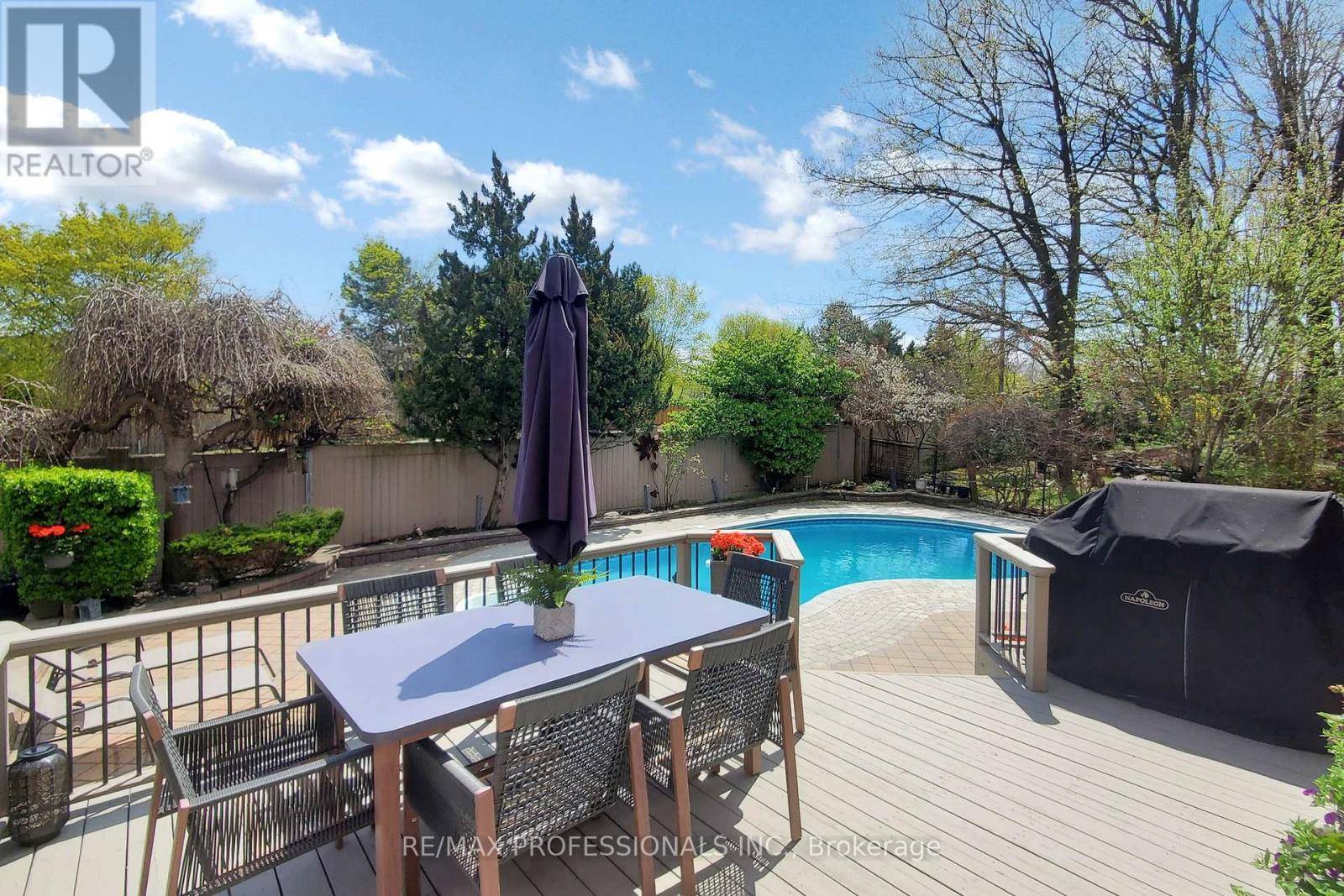 Mississauga (creditview), ON L5C4K3,4183 RENOAK COURT