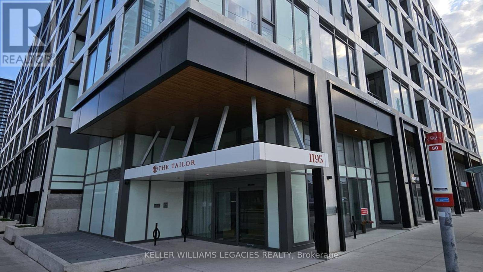 Toronto (islington-city Centre West), ON M8Z0H1,1195 The Queens WAY #303