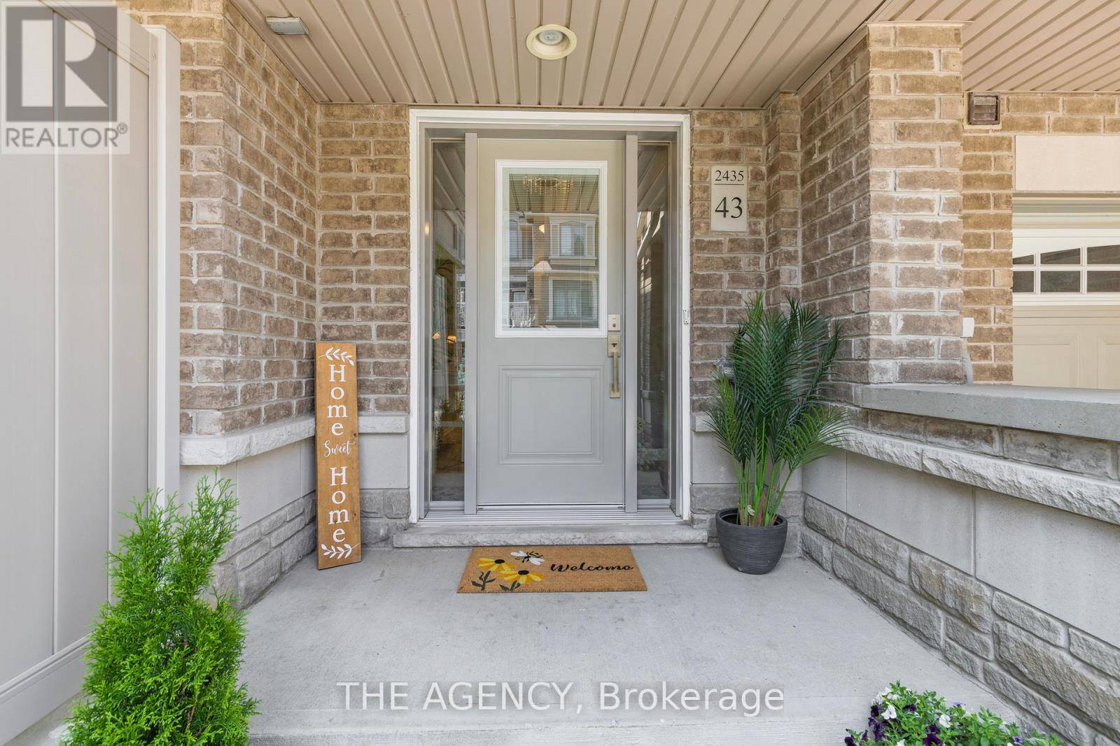 Oakville (wm Westmount), ON L6M0S4,2435 Greenwich DR #43