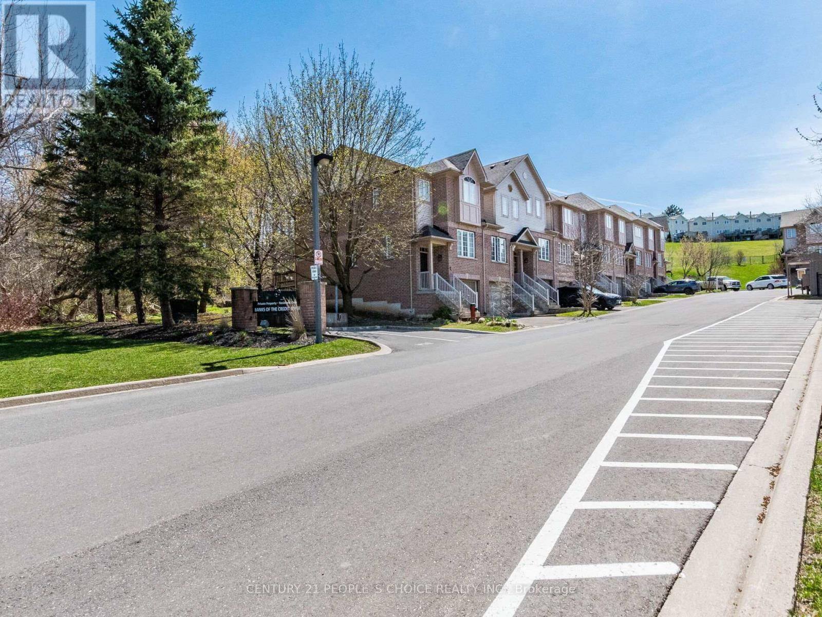 Halton Hills (georgetown), ON L7G6E9,18 PALOMINO TRAIL