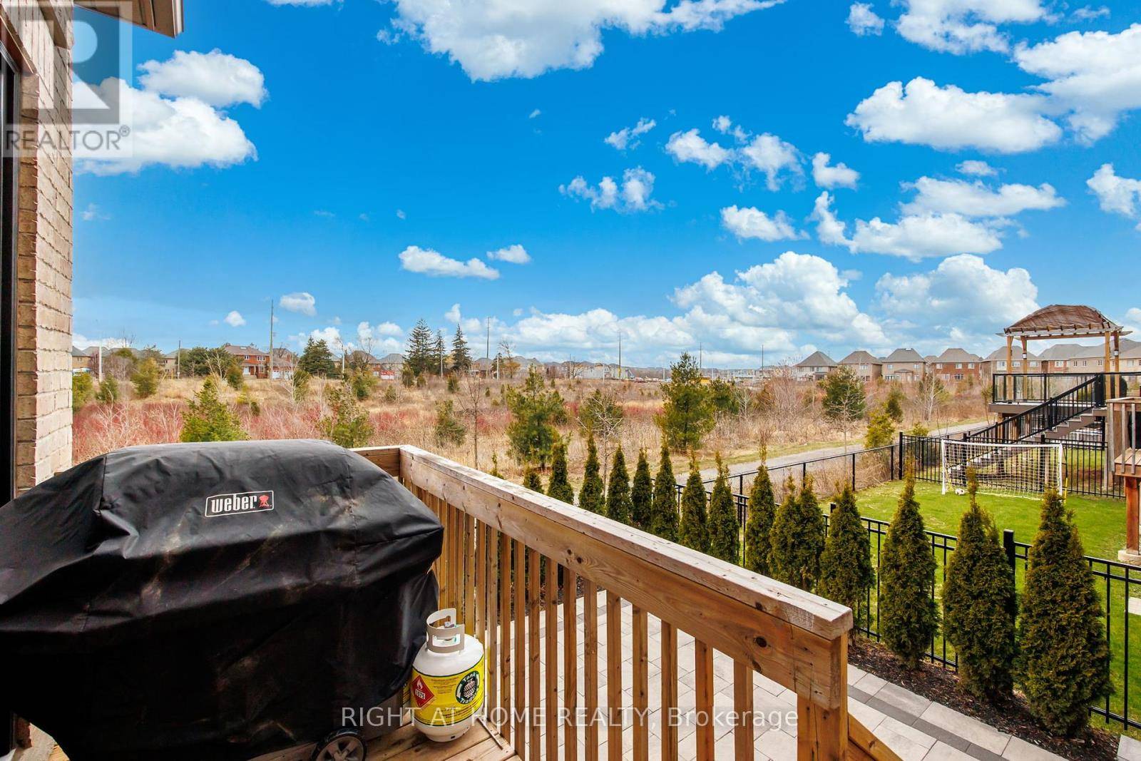 Oakville (go Glenorchy), ON L6H0V1,3124 DANIEL WAY