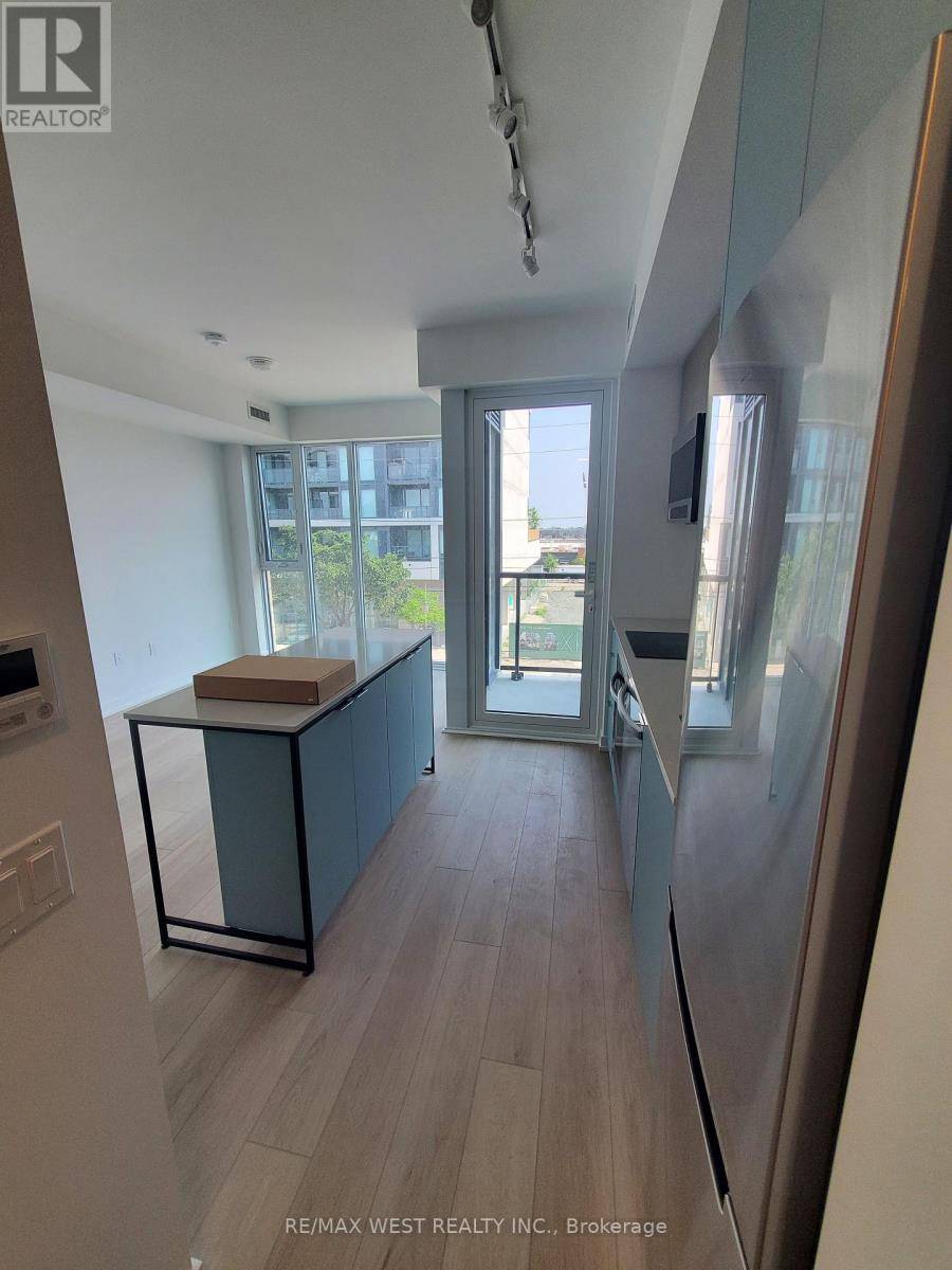Toronto (stonegate-queensway), ON M8Z4E8,6 Chartwell RD #307