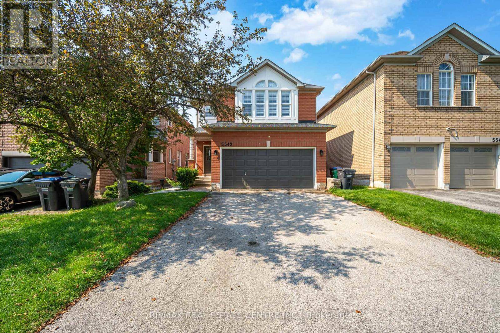 Mississauga (central Erin Mills), ON L5M6E5,5542 HIGHBANK ROAD
