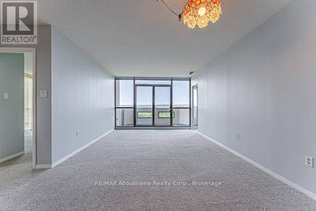 Burlington (appleby), ON L7L5V7,5080 Pinedale AVE #1209