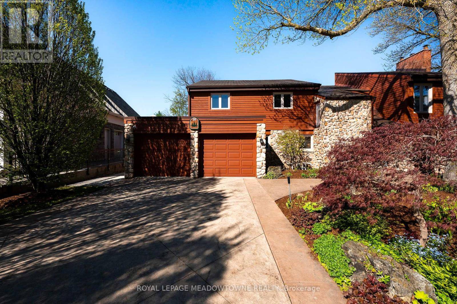 Brampton (brampton East), ON L6W1C8,28 PINE TREE CRESCENT