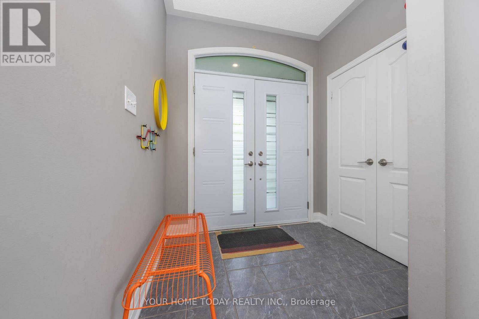 Halton Hills (georgetown), ON L7G6E4,6 STONEBROOK CRESCENT