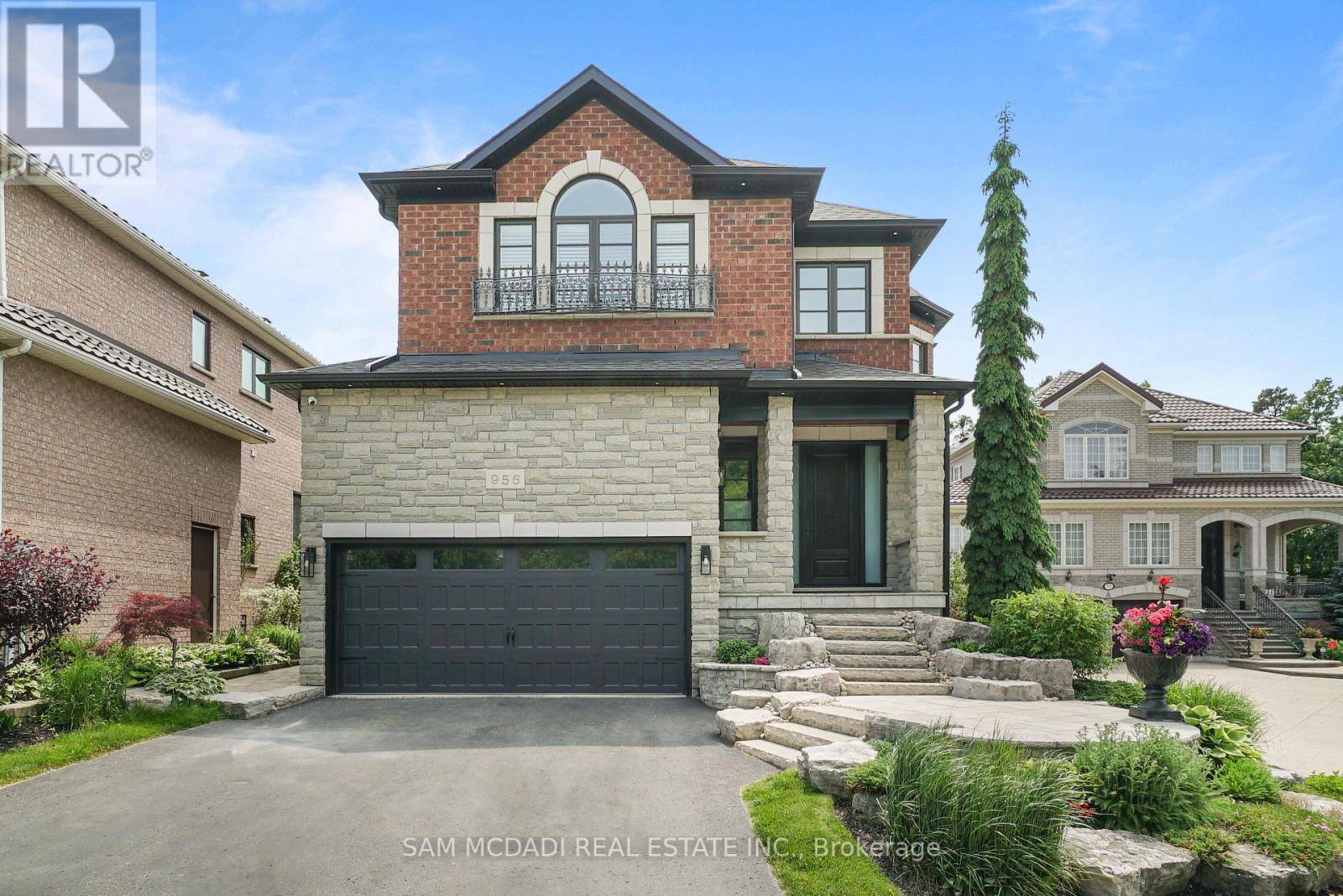 Mississauga (meadowvale Village), ON L5W1S9,956 SOMBRERO WAY