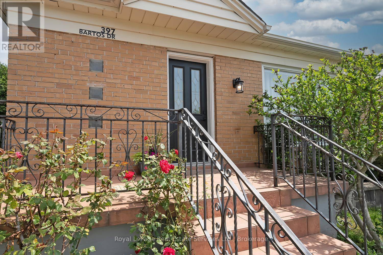 Oakville (co Central), ON L6K3E5,397 BARTOS DRIVE