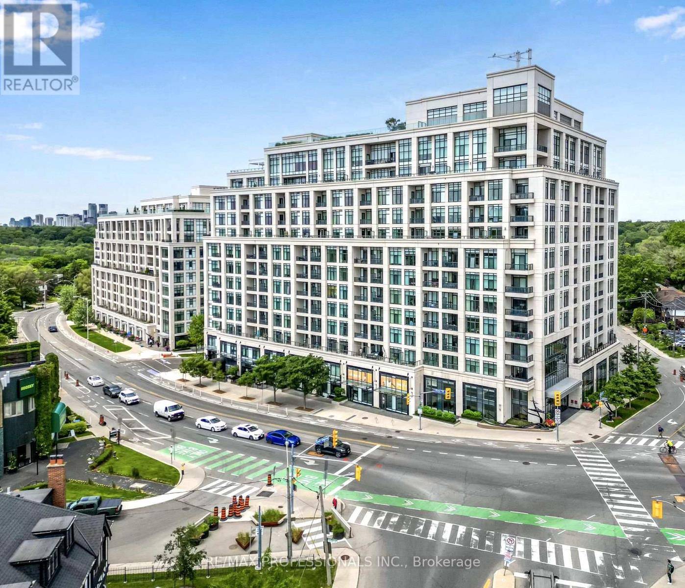 Toronto (high Park-swansea), ON M6S0A1,1 Old Mill DR #329