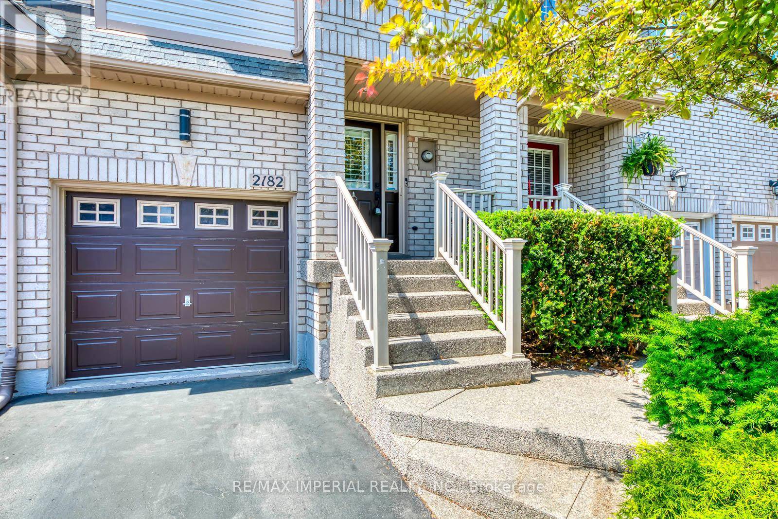 Oakville (wt West Oak Trails), ON L6M3N4,2182 OAKPOINT ROAD