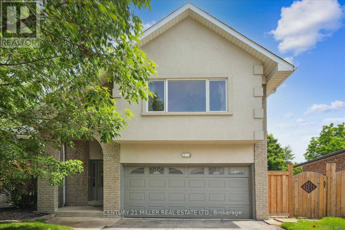 Oakville (wo West), ON L6L5E9,2442 WOBURN CRESCENT