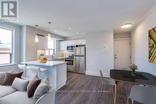 Toronto (maple Leaf), ON M9A2Y8,2622 Keele ST #10