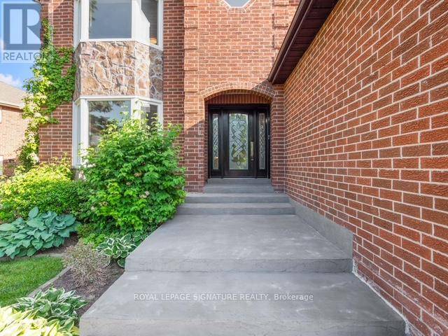Mississauga (erin Mills), ON L5L3G3,2074 FOLKWAY DRIVE