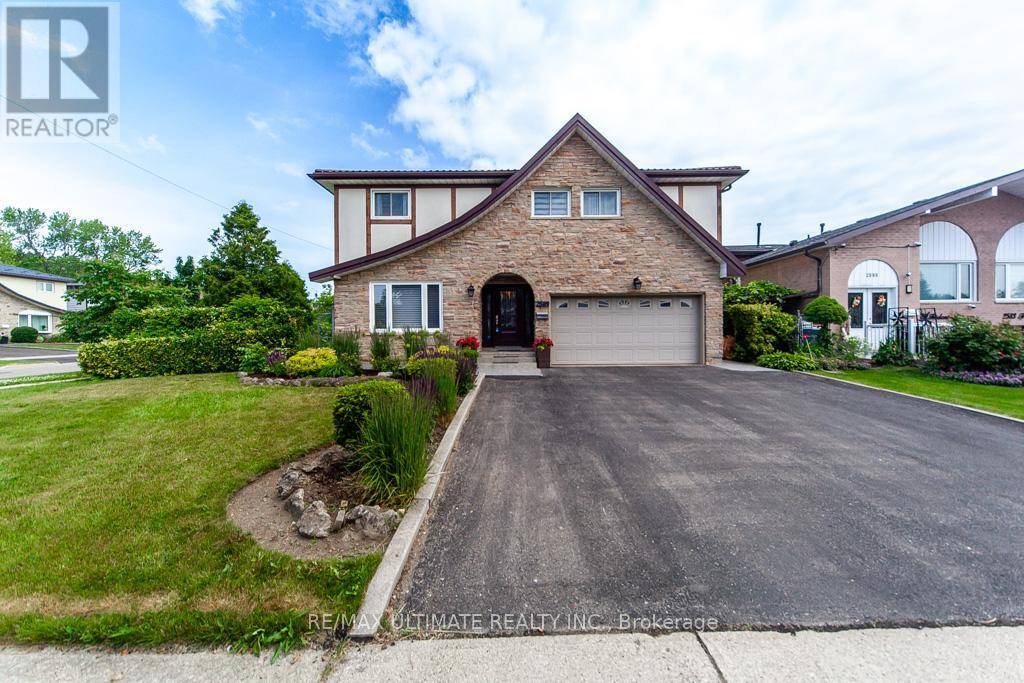 Mississauga (erindale), ON L5B2L3,2589 TRIDENT AVENUE