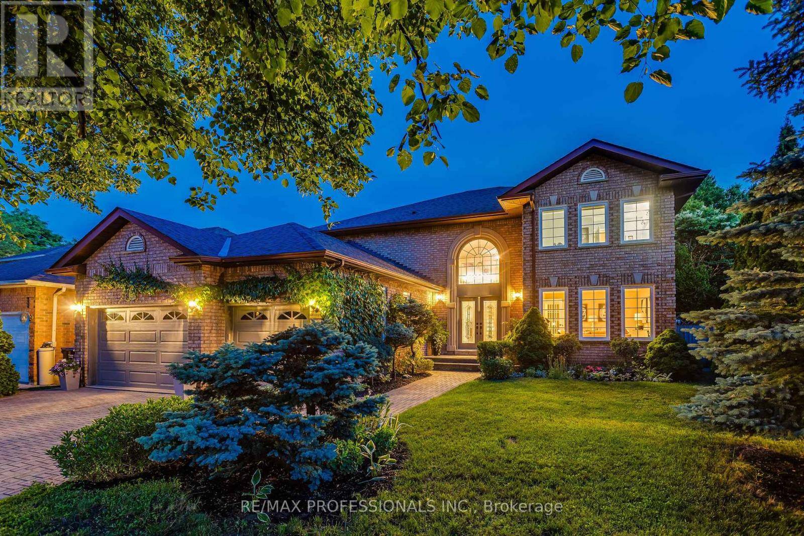 Mississauga (erin Mills), ON L5L3V6,3588 THORPEDALE COURT N