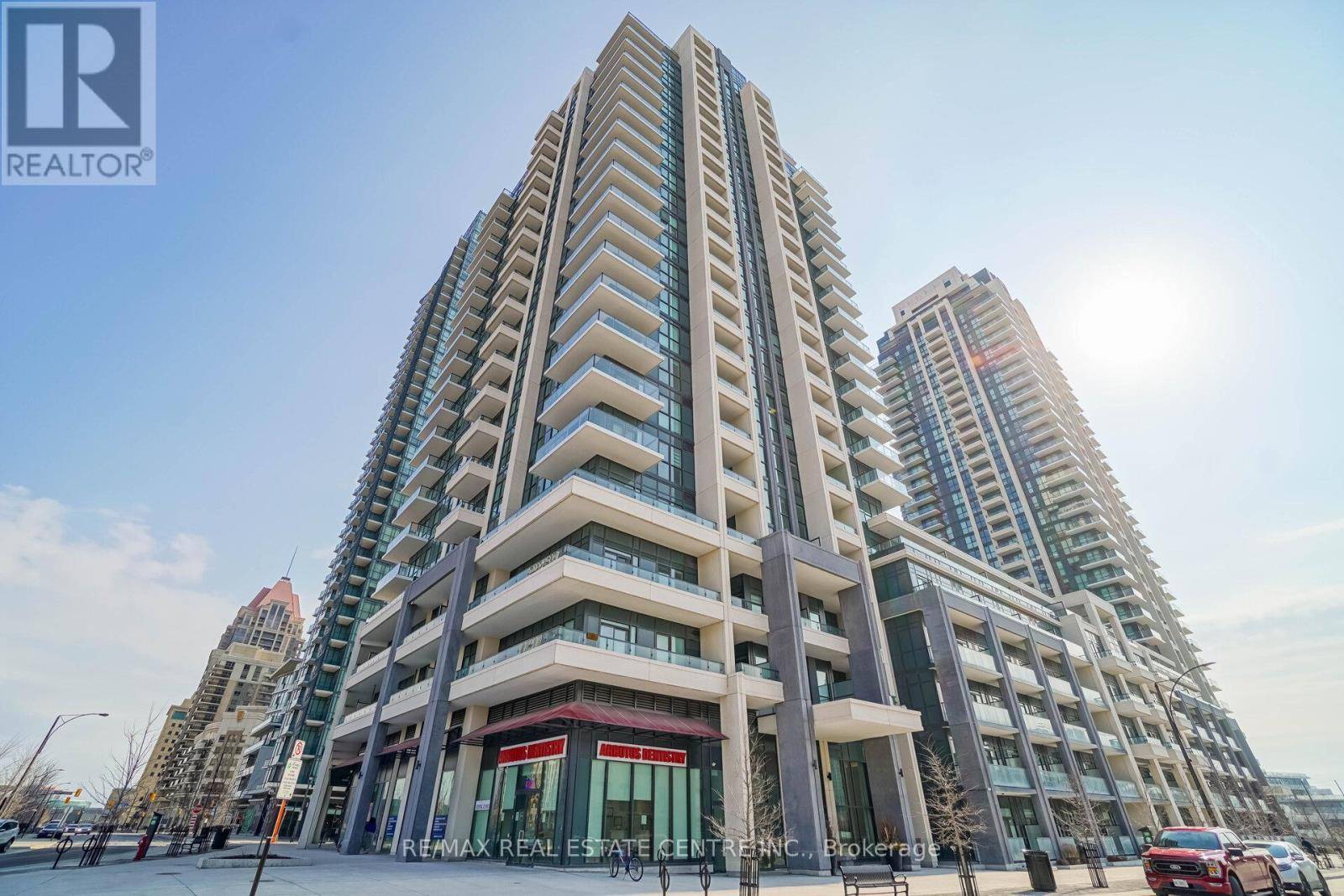 Mississauga (city Centre), ON L5B0K9,4085 Parkside Village DR #704